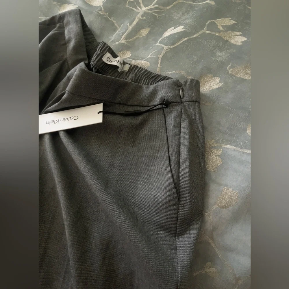 Calvin Klein Tapered Pull-On Pants Woman’s Gray Size 12 - Picture 13 of 16